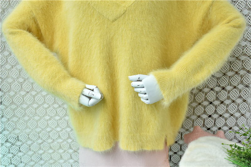 女性用秋冬服 黄色の毛深いアンゴラウサギ毛 Vネック 長袖  - Yellow Winter Clothing のレビューと価格