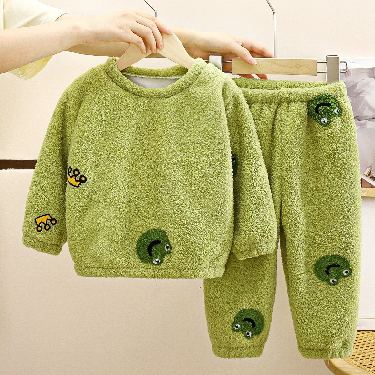 男の子と女の子のためのフリースのパジャマ,暖かくてかわいい, - Winter Clothing Baby Girl のレビューと価格